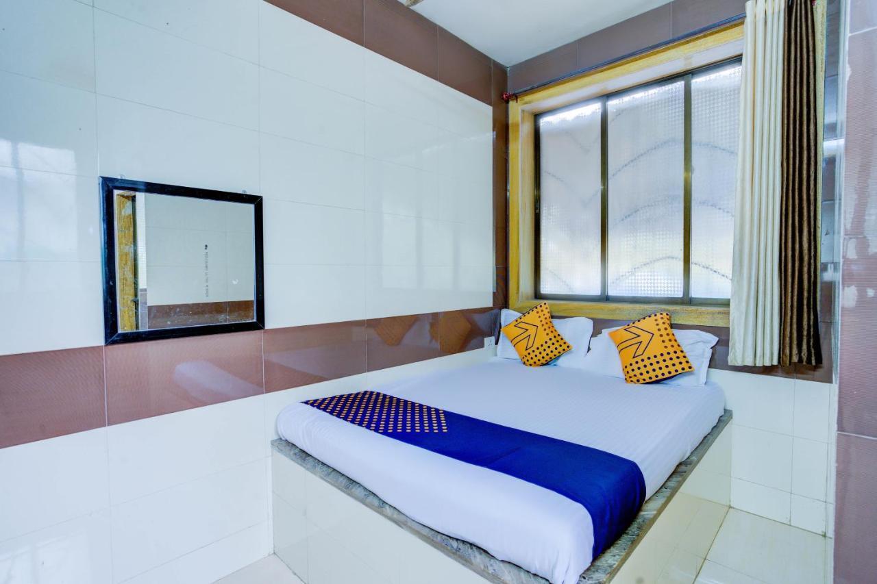Spot On 63917 Hotel Dolphin Garden Kolad Bagian luar foto