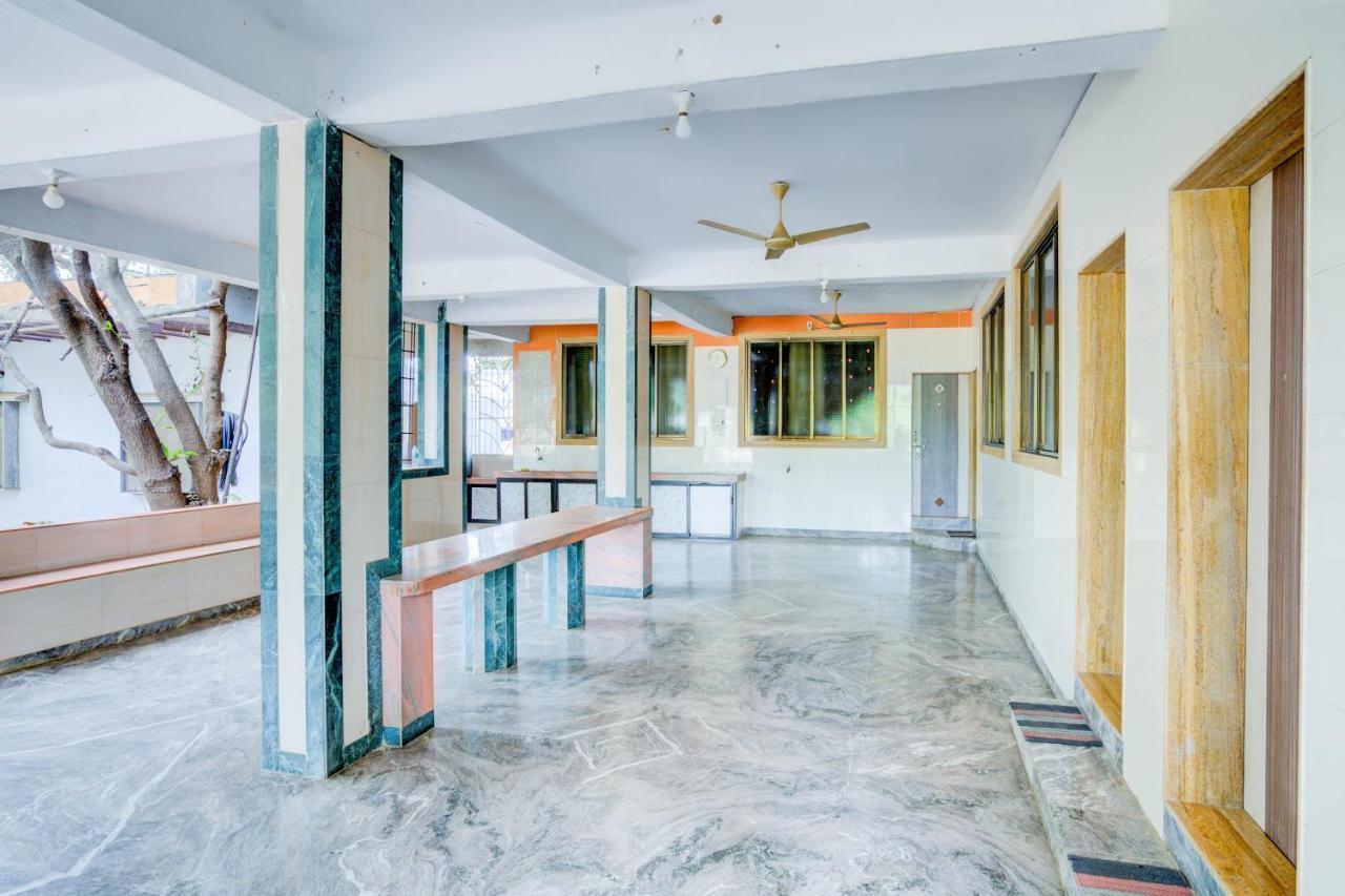 Spot On 63917 Hotel Dolphin Garden Kolad Bagian luar foto
