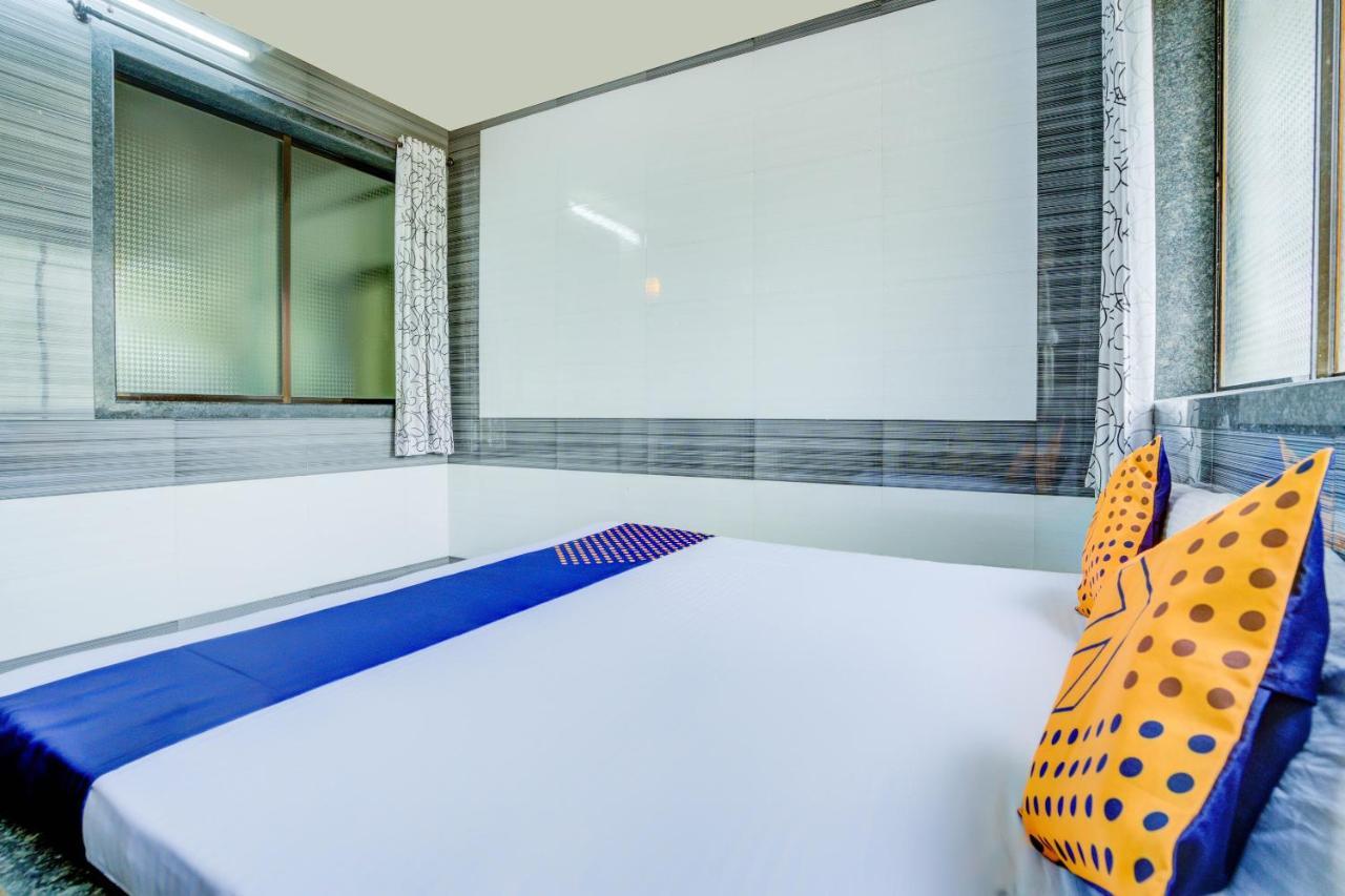 Spot On 63917 Hotel Dolphin Garden Kolad Bagian luar foto