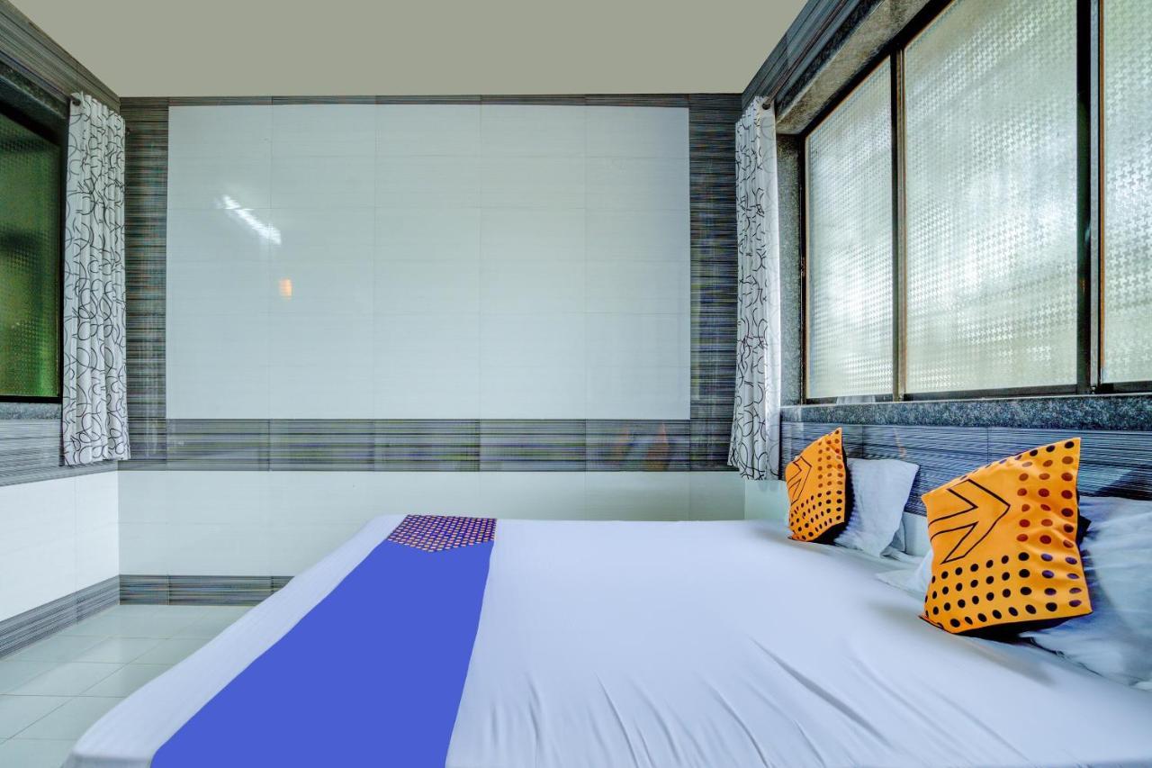 Spot On 63917 Hotel Dolphin Garden Kolad Bagian luar foto